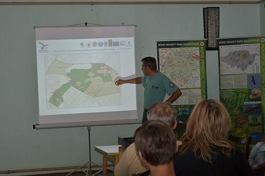 Borbáth Péter a legeltetéssel történő élőhely rehabilitációról beszélt, amit a projekt területein végeznek majd a Hevesi-síkon.